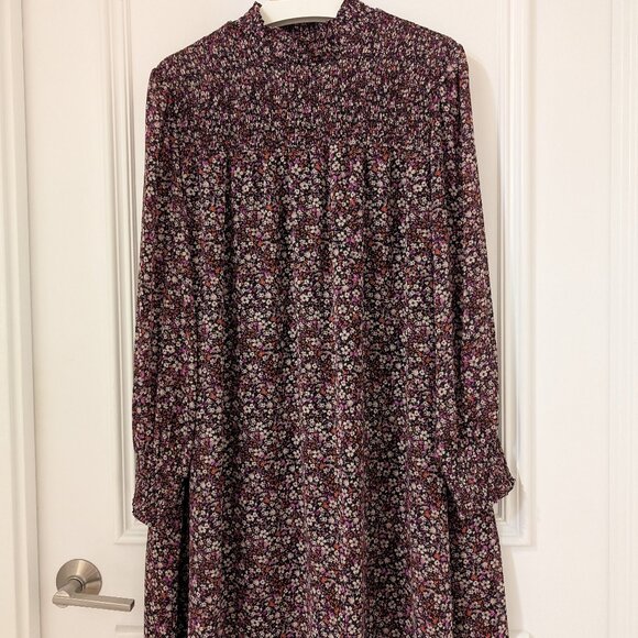 Ditsy Floral Smocked Swing Dress - Picture 3 of 8